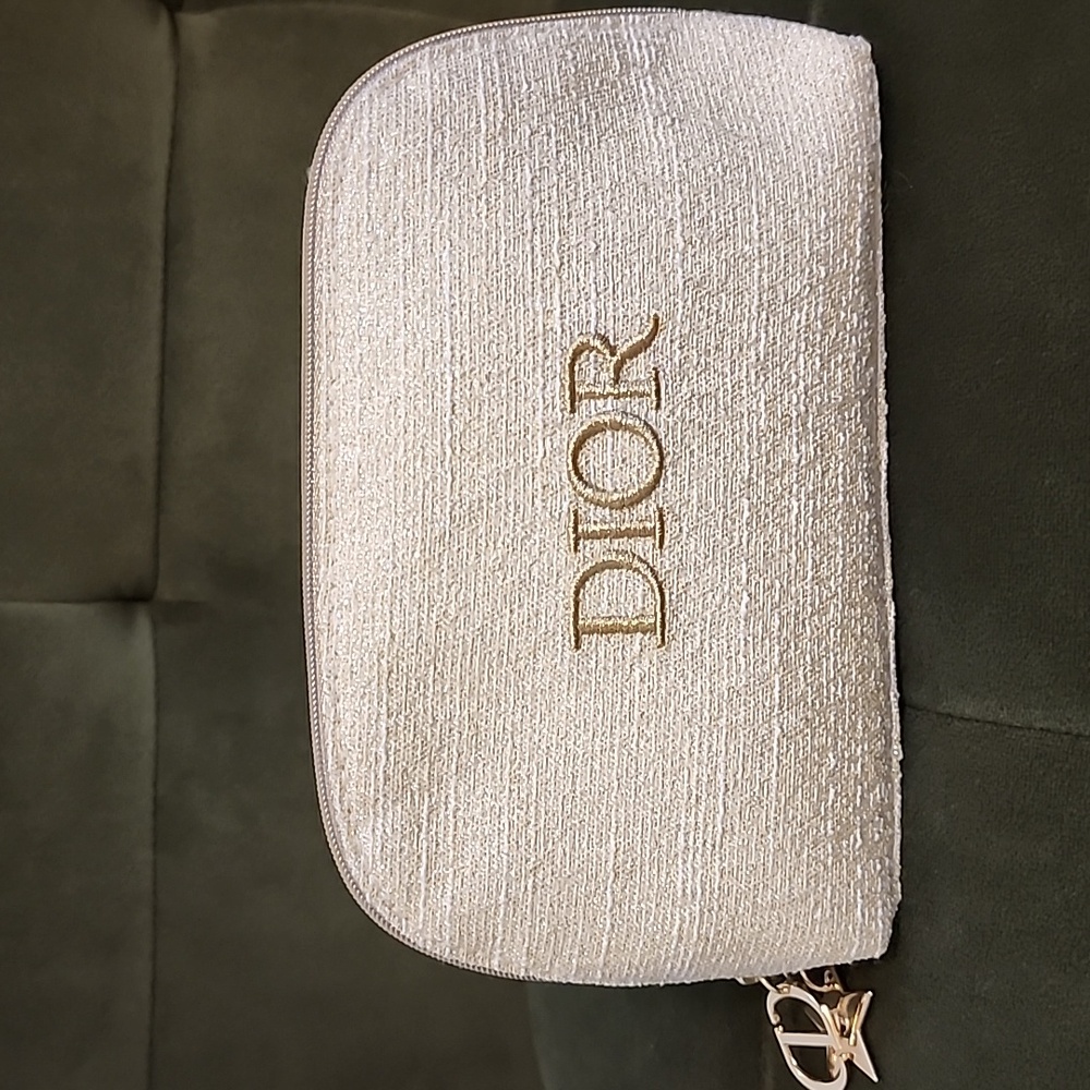 Dior make up bag - gold